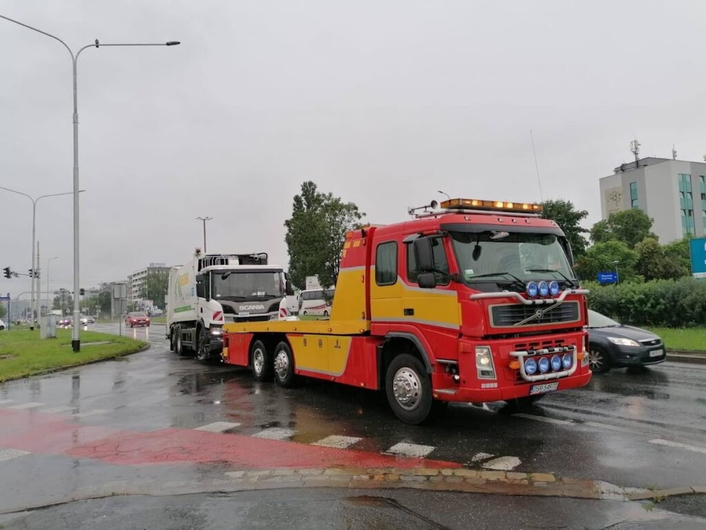 Holowanie TIR Oleśnica – realizacja usługi holowania samochodu ciężarowego przez doświadczony zespół.