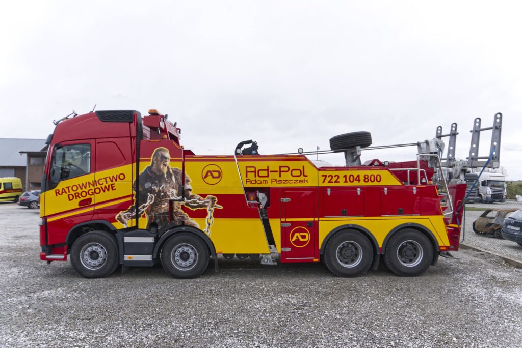 Holowanie TIR Oleśnica – specjalistyczny pojazd przystosowany do bezpiecznego transportu ciężarówek.